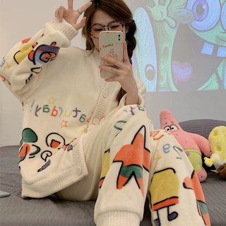 冬季法兰绒睡衣女韩版ins风加厚V领开衫宽松卡通家居服套装可外穿
