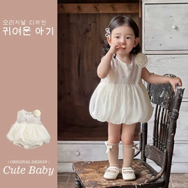 童套装;连身衣、爬服;童连衣裙