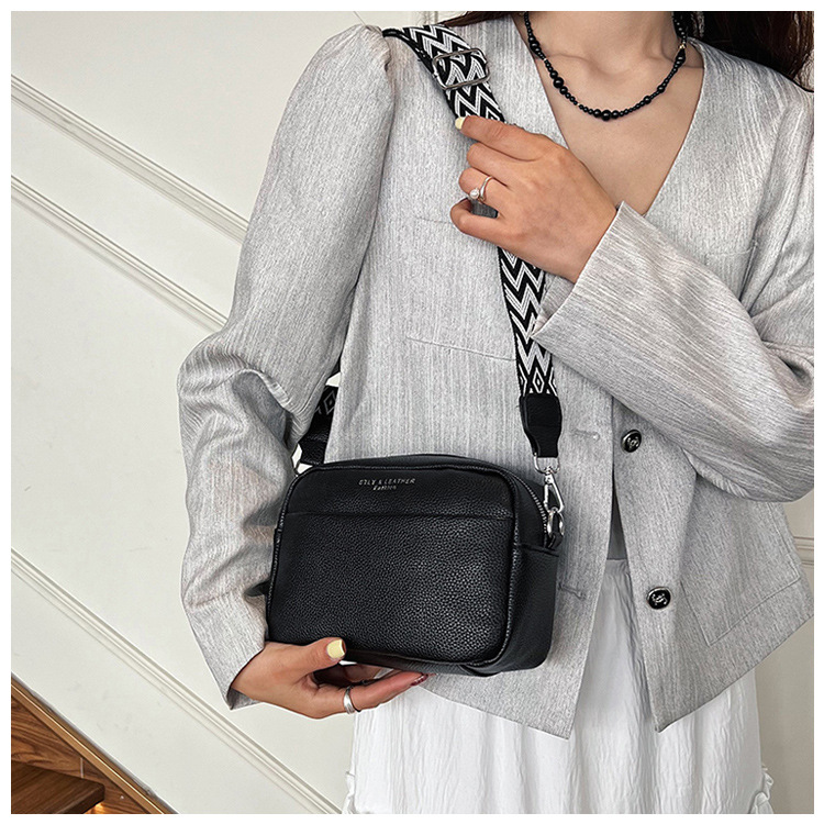 Borsa a tracolla piccola quadrata alla moda con tracolla larga da donna, nuova 2024, in PU tinta unita, singola_voghion.com