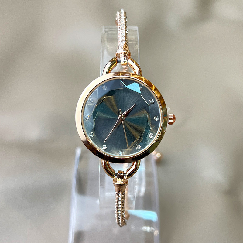 Nuovo orologio da donna Live Small Slim con cinturino al quarzo e quadrante trendy_voghion.com