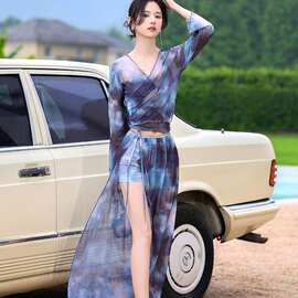 韩国度假泳衣女2024年新款东大门分体四件套温泉大码游泳衣