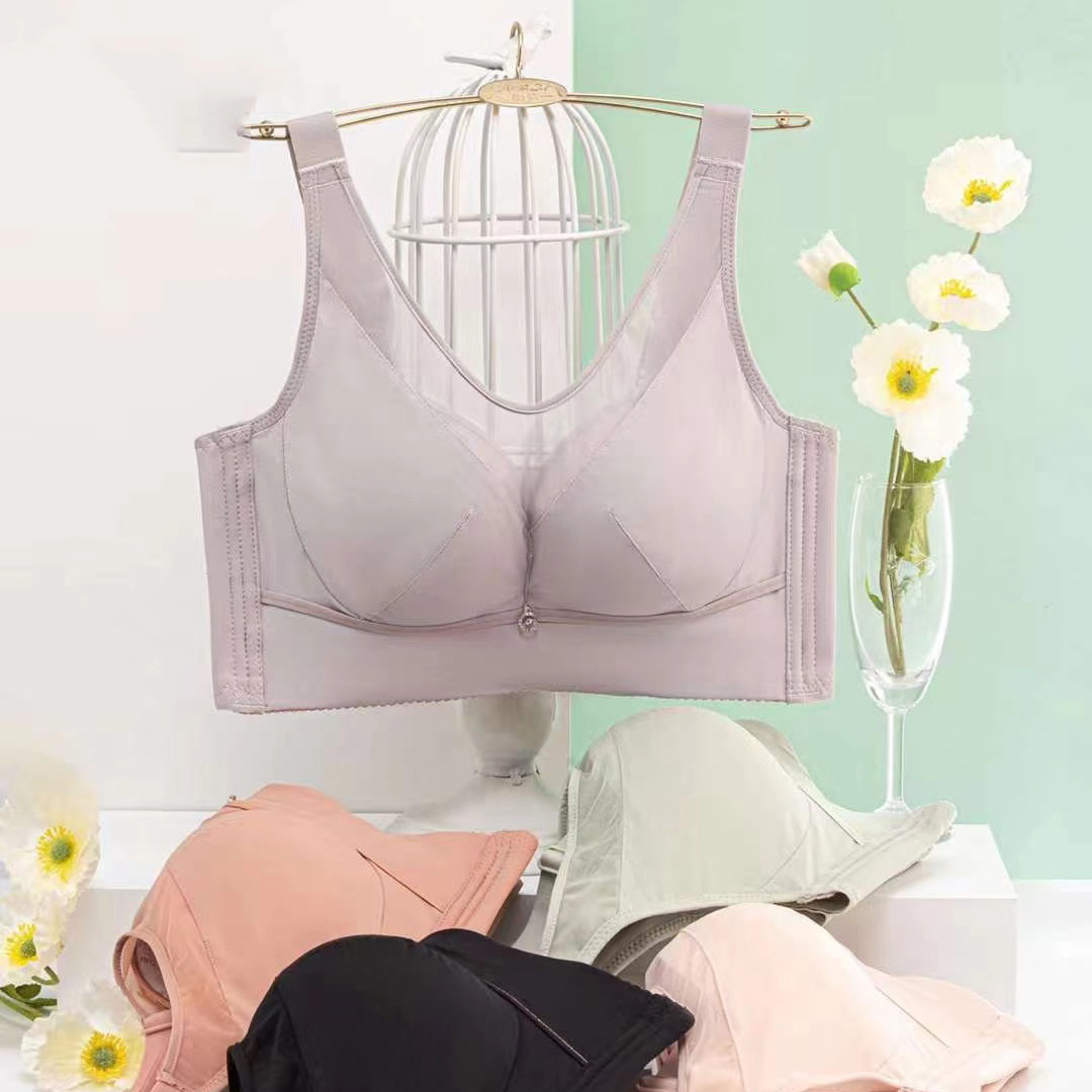 Thin breathable wireless bra