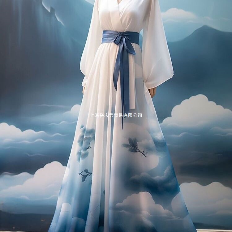 Spring/Summer 2026 New Chinese Style Design V-Neck Hanfu Dress for Women, Elegant and Slimming with a Cloud-Like Drape