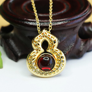 Aiyu Natural Amber Blood Pepper Gourd Pendant Necklace National Style Jewelry Factory Wholesale AY3122603