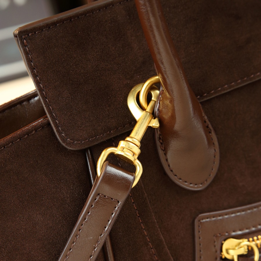 Women's Large Capacity Smiley Face Handbag Fashion Trendy Crossbody Shoulder Bag PU Leather Multi-Compartment Zipper Closure_voghion.com