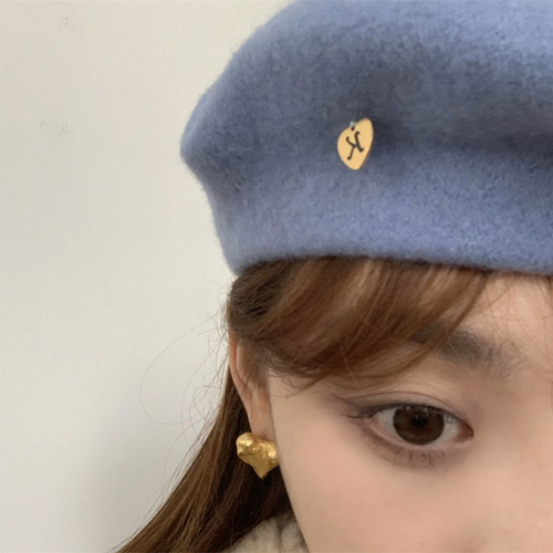 French-style niche retro pleated texture sandstone surface irregular heart-shaped brass-plated gold 925 silver pin earrings earring decoration