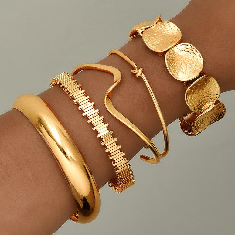 European and American Bracelet Cross-Border Exaggerated Leaf Glossy Bracelet Personalized Asymmetrical Stripesd Open Bracelet Combination