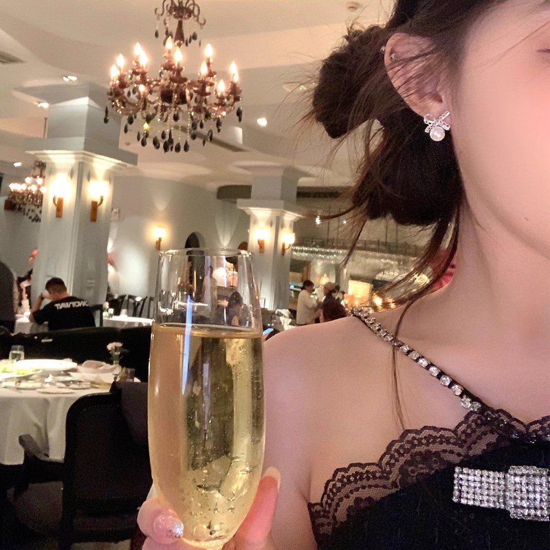 法式千金蕾丝蝴蝶结珍珠耳钉女轻奢高级感气质耳环独特设计耳饰|undefined