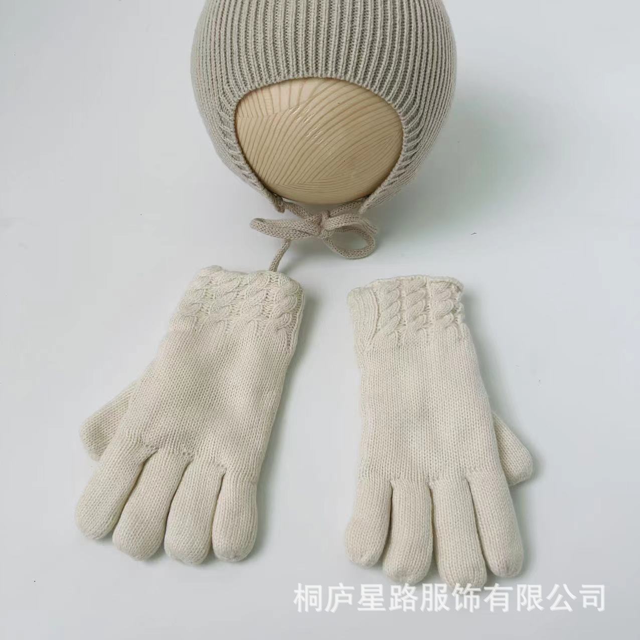 工厂库存清仓儿童双层内里加绒加厚冬季保暖针织手套批发零售