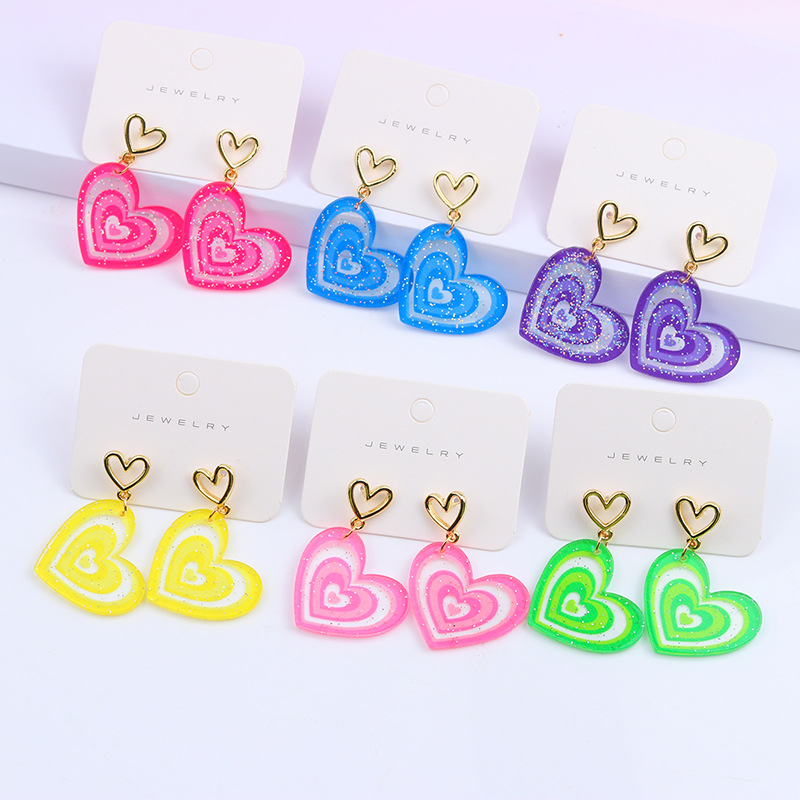 1 Pair Sweet Heart Shape Arylic Hollow Out Valentine's Day Women's Earrings display picture 3