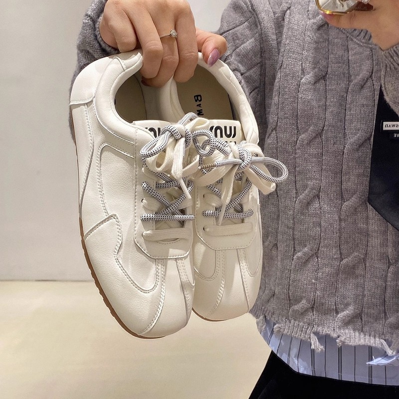 运动休闲鞋2025新款春休闲百搭德训鞋女春平底轻便板鞋黑色小白鞋|undefined