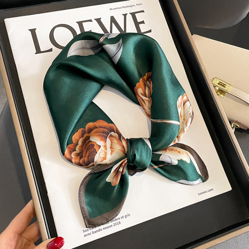  Temperament silk square scarf for women, spring, autumn and summer mulberry silk decorative scarf with shirt scarf gauze scarf