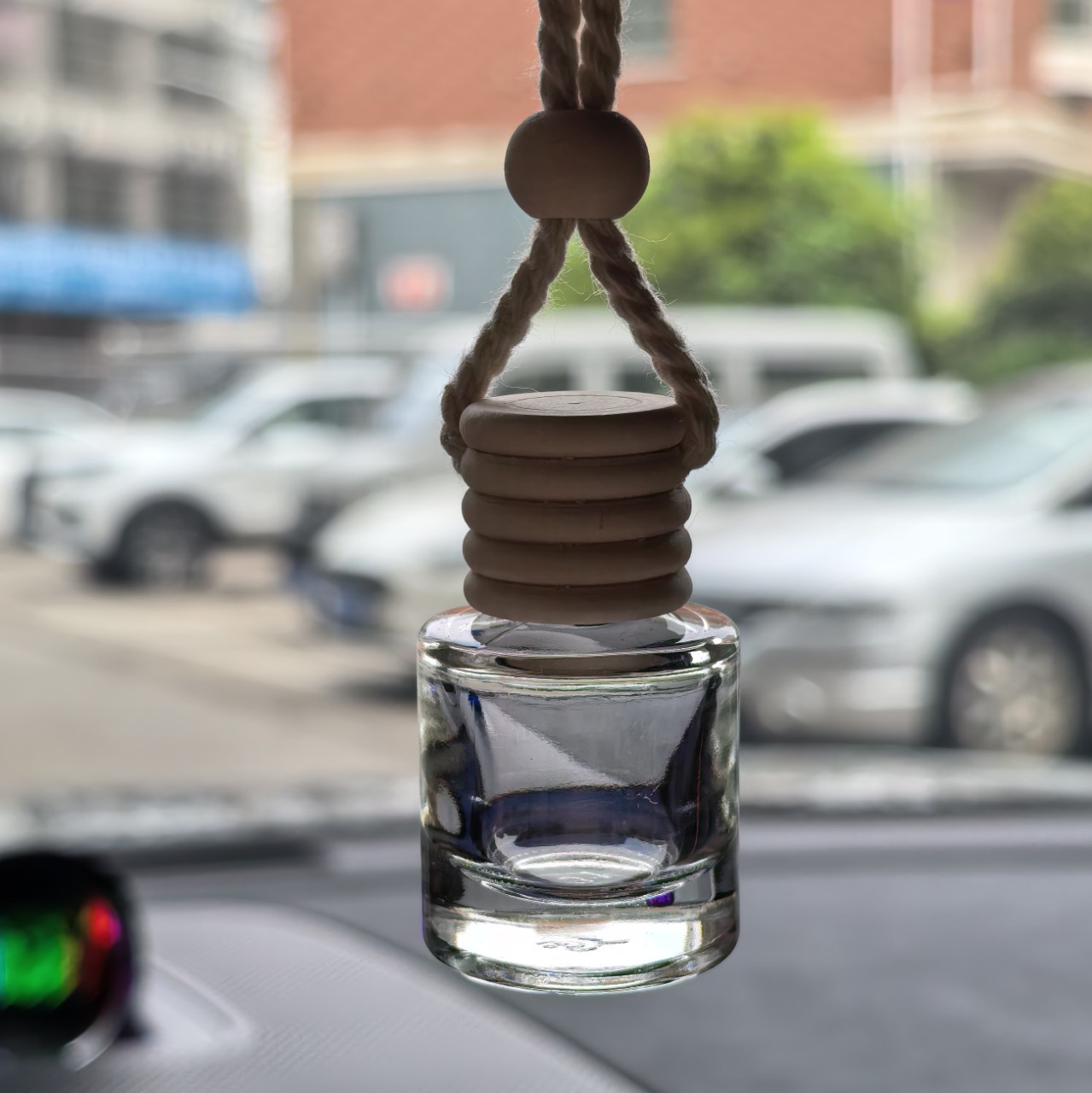 五线盖8ML圆柱车载香水瓶 精油香水瓶挂件 汽车香水瓶子饰品吊坠