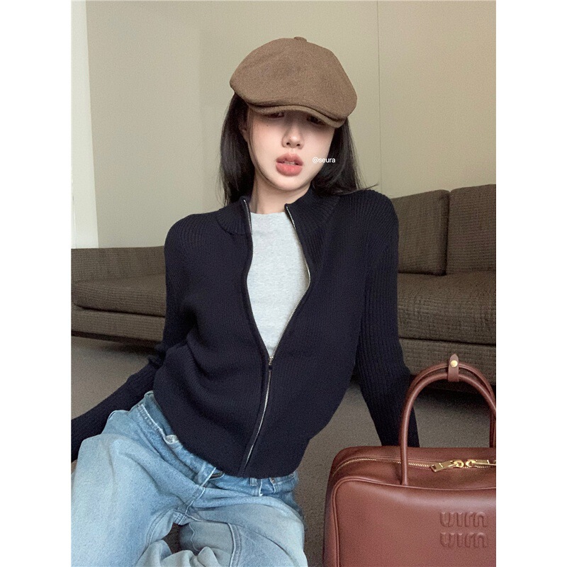 Navy Blue Cardigan Jacket for Women in Autum, Slim Fit and Long-Sleeved Soft Waxy Zipper Knitted Sweater Niche Top