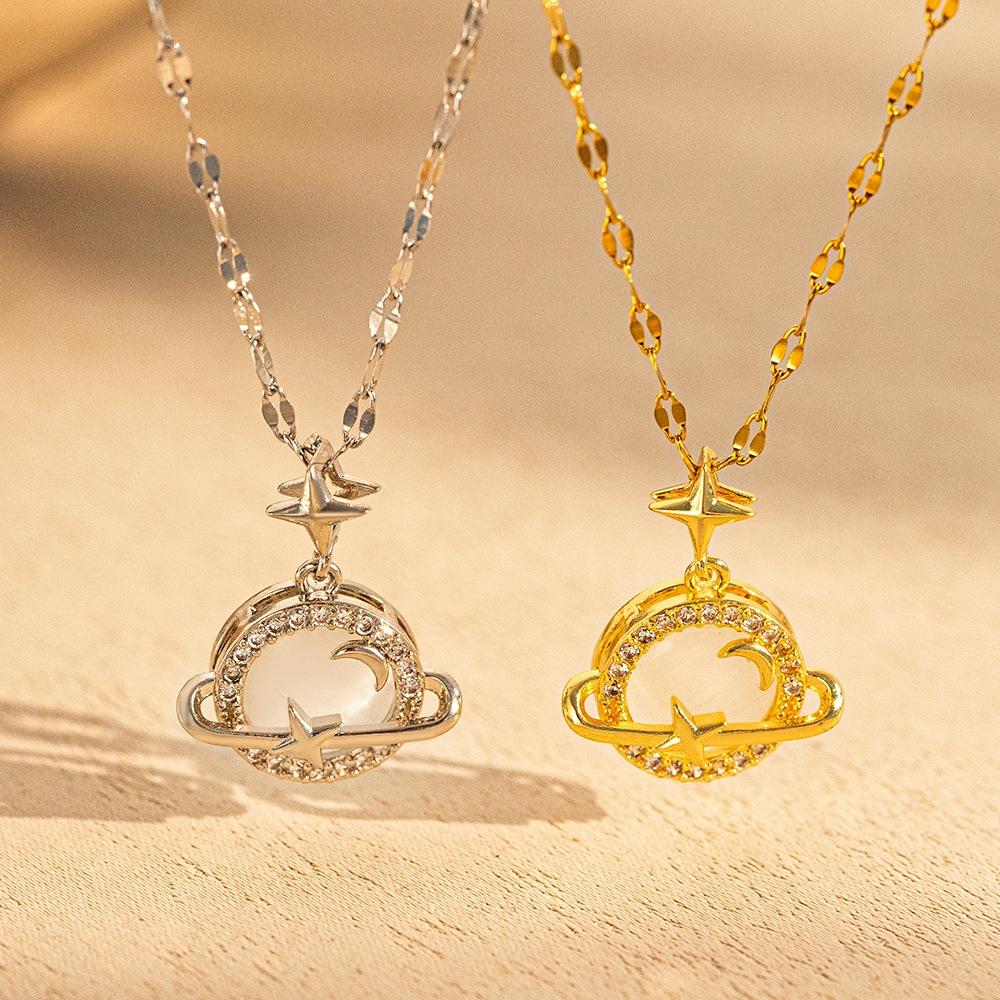 欧美时尚钛钢潮流星球吊坠快乐星球项链男女通用一件代发