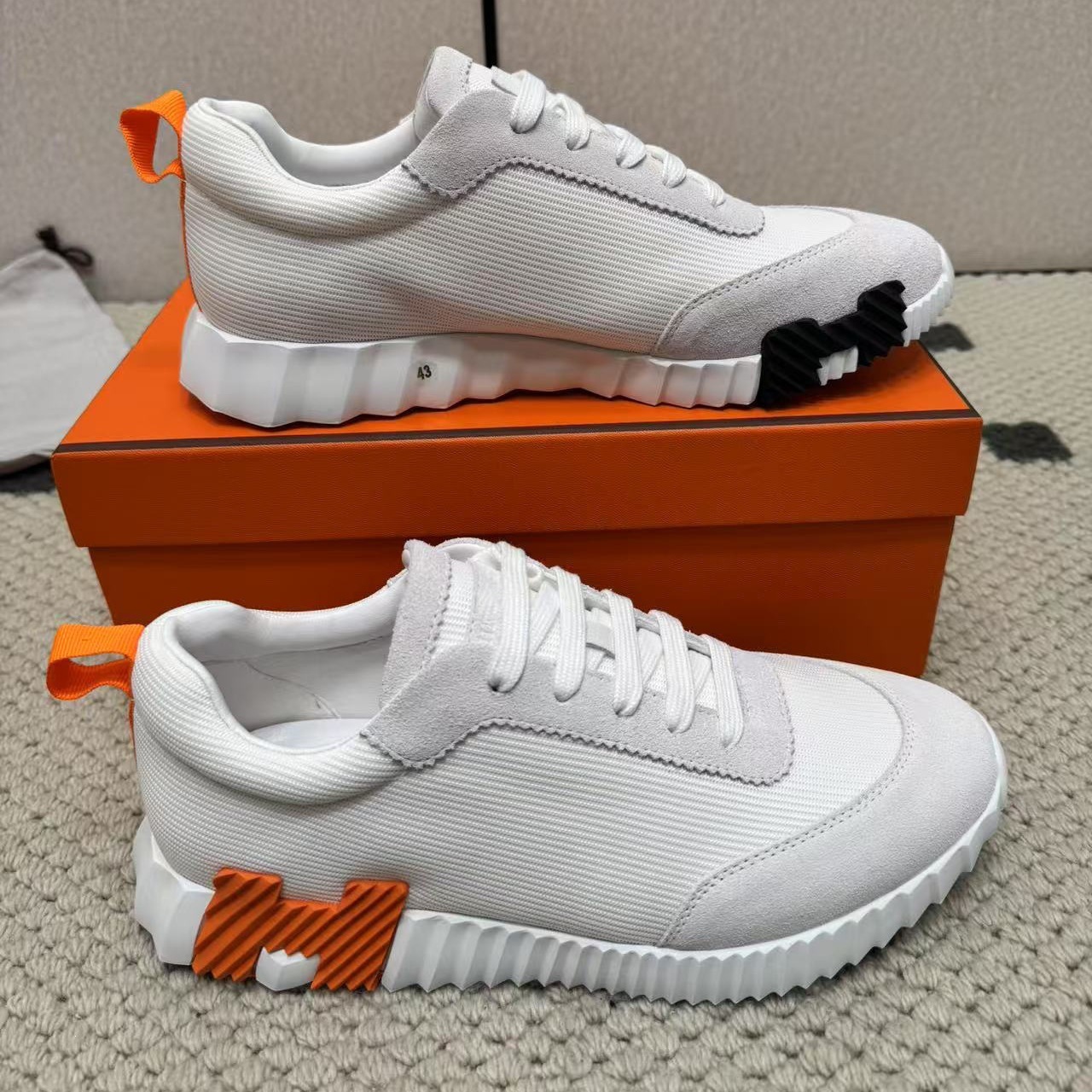 11 orange / 35