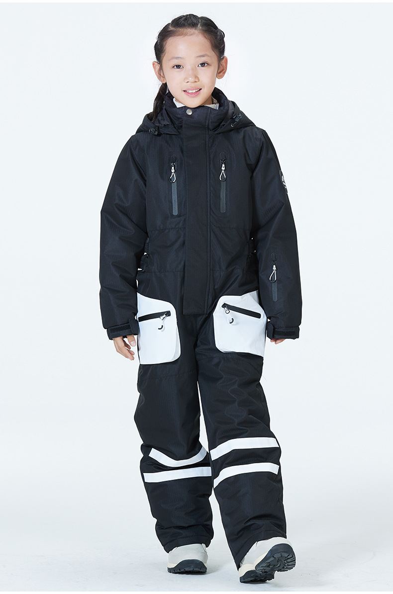 1030 Ski suit 23736.jpg