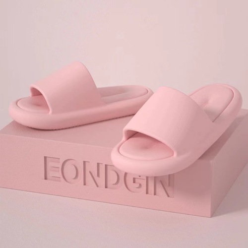 Slippers that feel like stepping on shit, women's summer outer wear, non-slip home, thick-soled couple's bathroom shower sandals, men's slippers