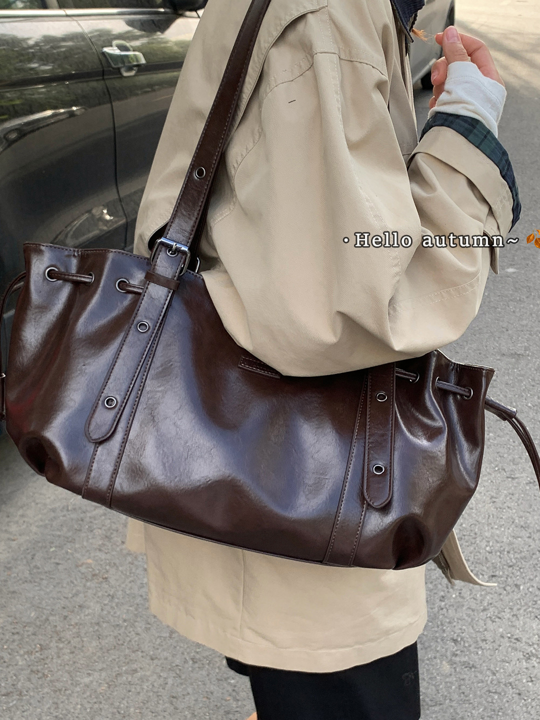 Large-Capacity Bag for Women, Drop Shipping, Autumn and Winter New Retro One-Shoulder 2025 Versatile Commuter Bag, Simple Tote Bag