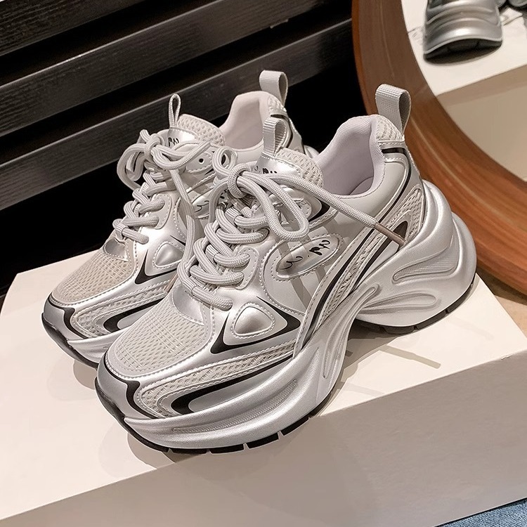 [Bailu mismo estilo] CCGG brilla Galaxy 2024 primavera nuevos zapatos de papá zapatos deportivos plateados de suela gruesa para mujer