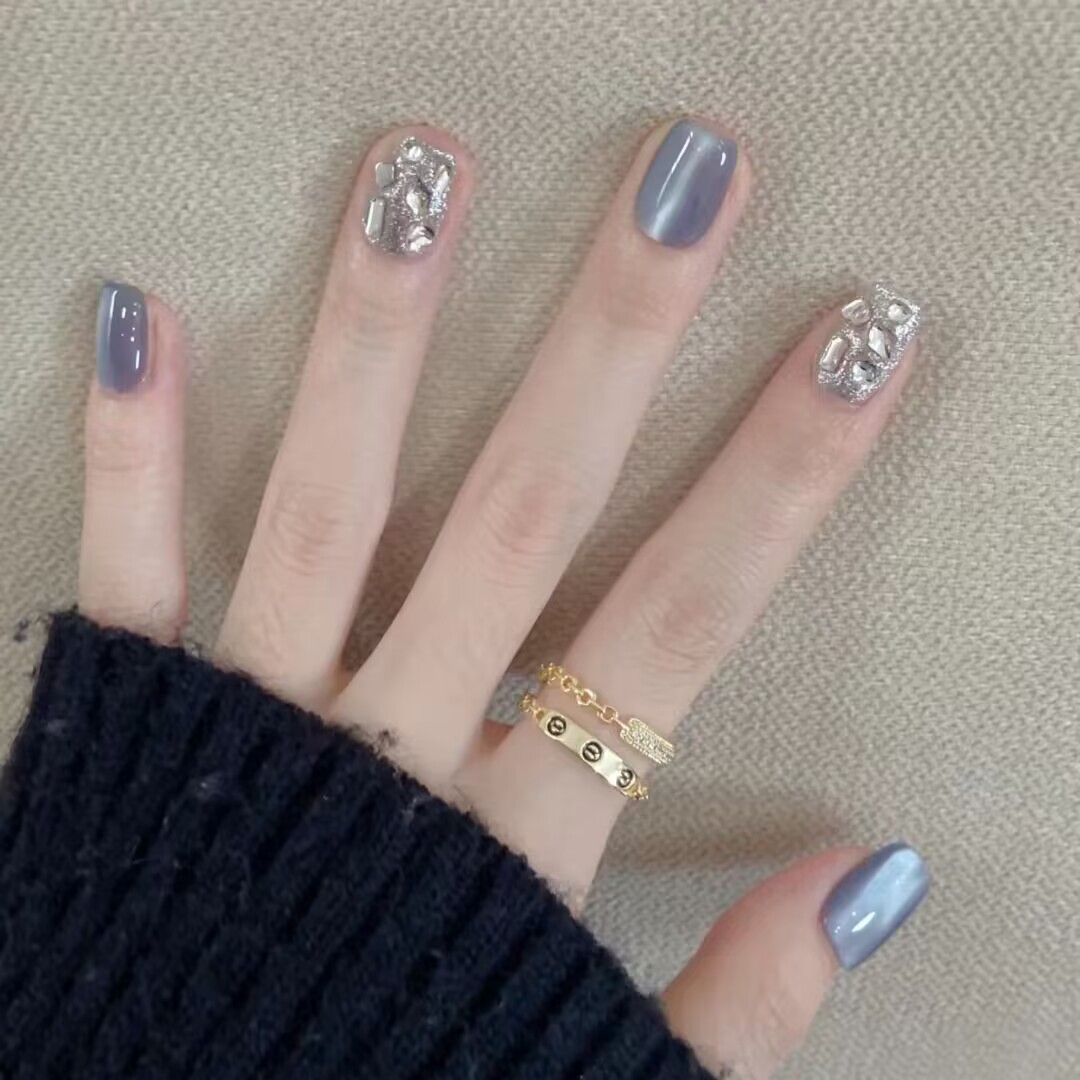 demi-season blue short fake nails for nails for manicure