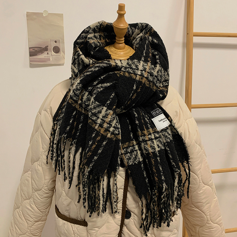 Invierno nuevo bufandas a cuadros de cachemira suave pegajosa flange collar retro grueso calentamiento al por mayor