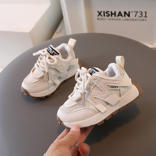 Children's Fashion Sneakers Casual Spring and Autumn New Breathable Sports Shoes for 1-3-5 Years Old 6 Baby Shoes Soft Sole Leather Surface Model