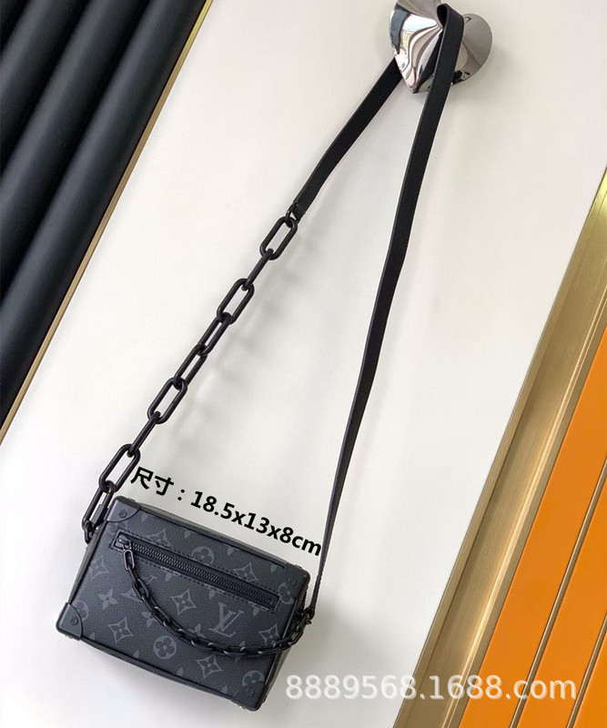 直接供給クロスボーダー m lv メンズバッグレディースバッグブラックウォリアーメッセンジャーバッグ枕バッグチェーンバッグボックスバッグポータブルブリーフケース|undefined