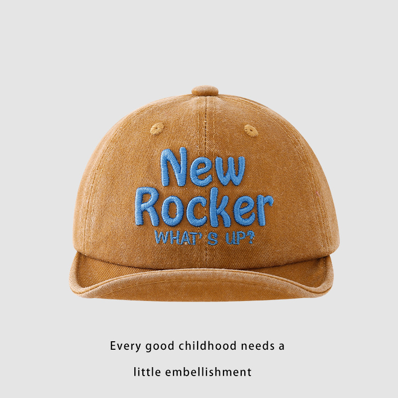 Bebé blando gorra de lengua 2025 primavera y otoño nueva letra bordada gorra de aire extranjero bebé gorra de béisbol al aire libre