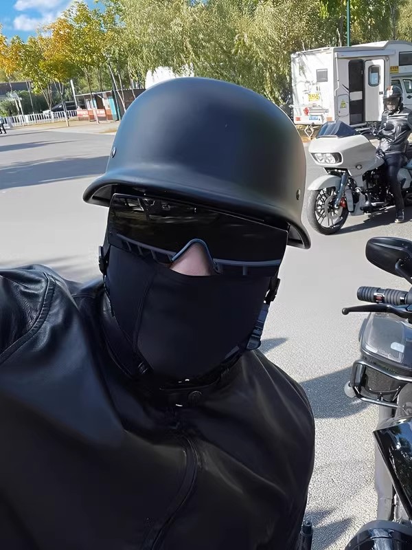 Motorcycle Helmets for Men and Women, Summer Retro Cruise Half Helmets, Pedal Motorcycles, Lightweight Four-Season Breathable Scoop Helmets