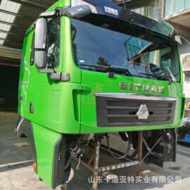重汽汕德卡驾驶室总成 汕德卡驾驶室壳车门总成 驾驶室内衬 图片