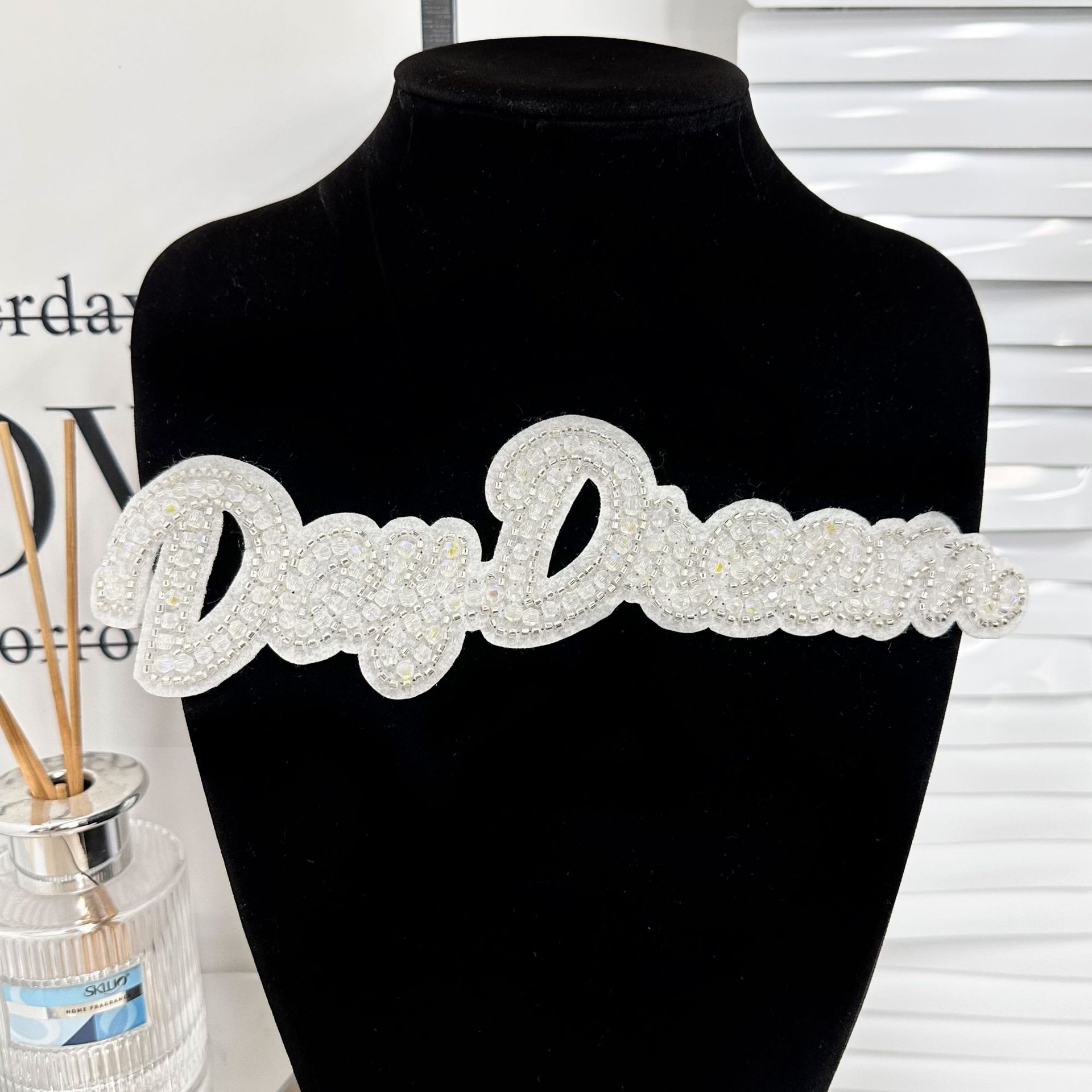 Informática bordada etiqueta al por mayor insignia insignia accesorios de ropa bordado toalla ropa bolsa letras tela decoración