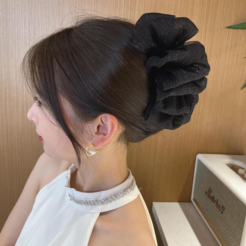 非金属布芸髪飾り両面泡網糸大サイズのクリップがふわふわしています。|undefined