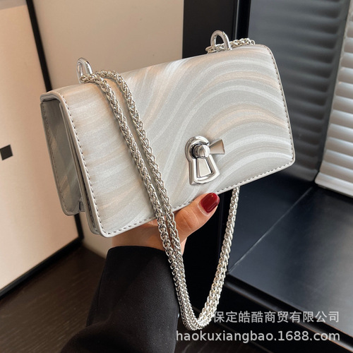 Summer niche single shoulder small bag for women  new versatile ins small square bag fashion mini chain crossbody bag