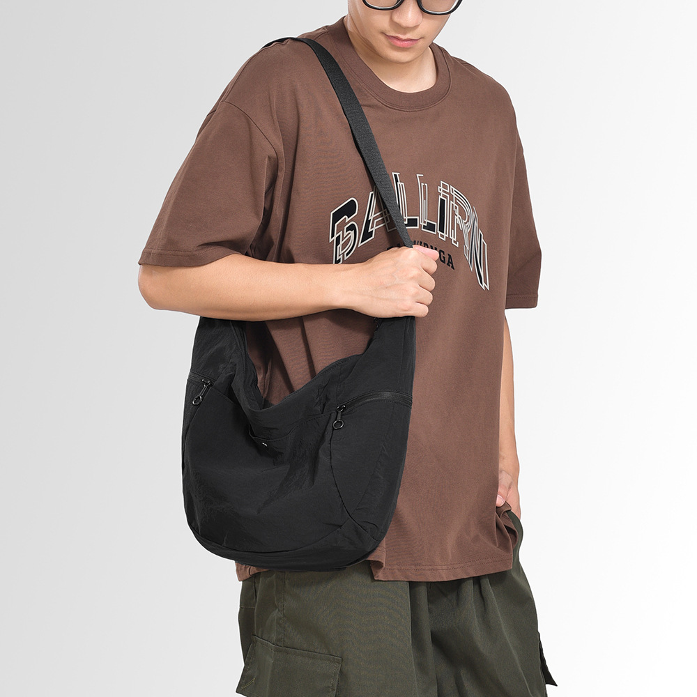 Versatile Crescent Shoulder Bag For Women Large Capacity Crossbody_voghion.com