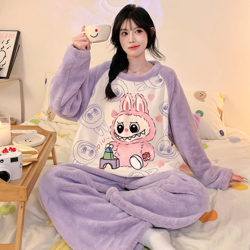 New autumn and winter flannel long-sleeved women's pajamas, featuring cartoon designs, thin coral fleece material, suitable for students, and can be worn as loungewear in spring New autumn and winter flannel long-sleeved women's pajamas, featuring cartoon designs, thin coral fleece material, suitable for students, and can be worn as loungewear in spring