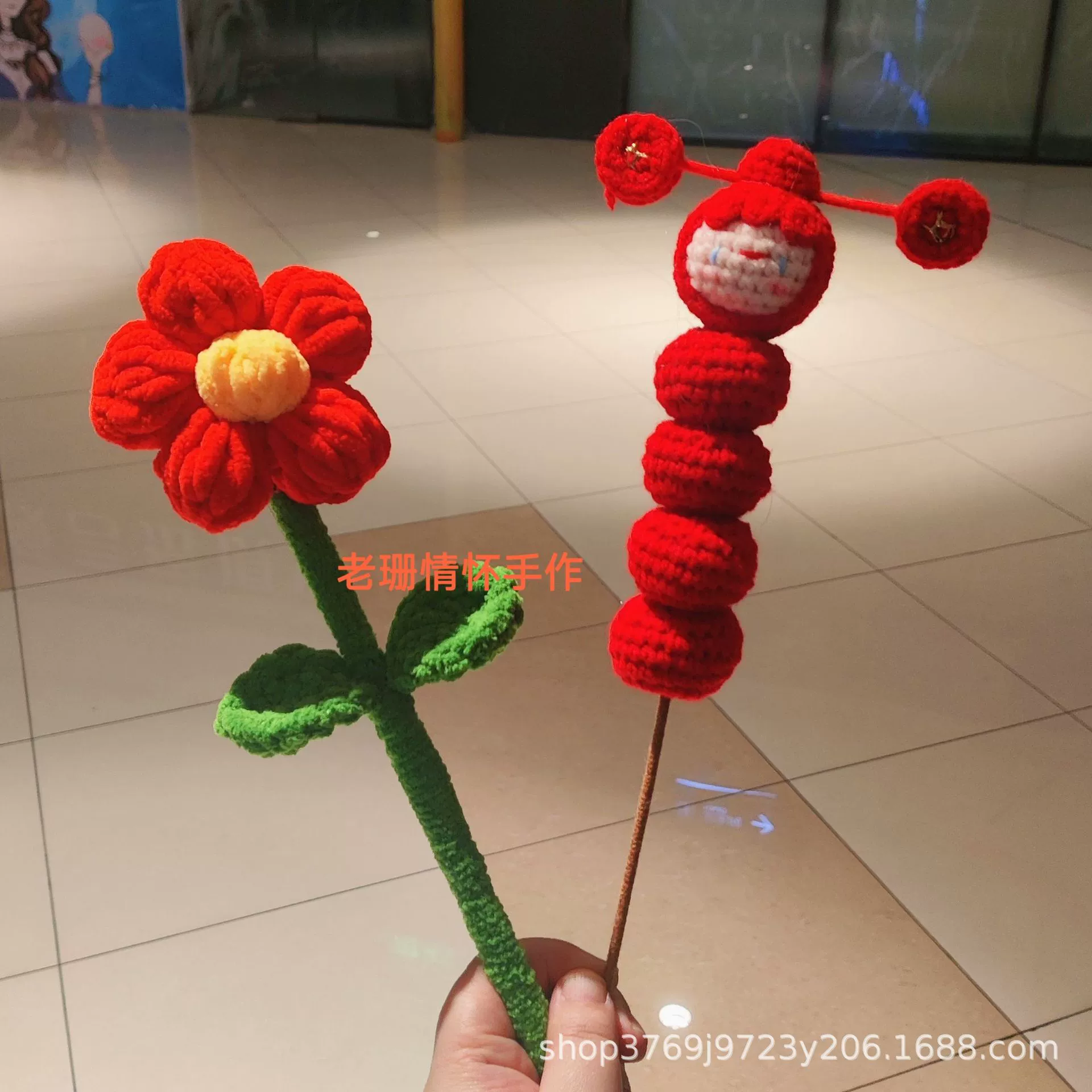 Cross-border finished candied haws give you a small red flower yarn ice strips hand-hooked Spring Festival gift