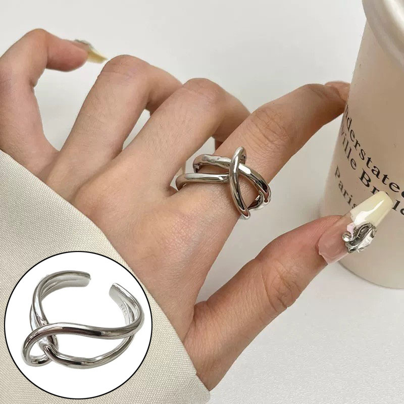 幾何学的な線の交差指輪の女性の冷たい風のシンプルなファッションS925銀メッキの口の指リングins風の指の指輪