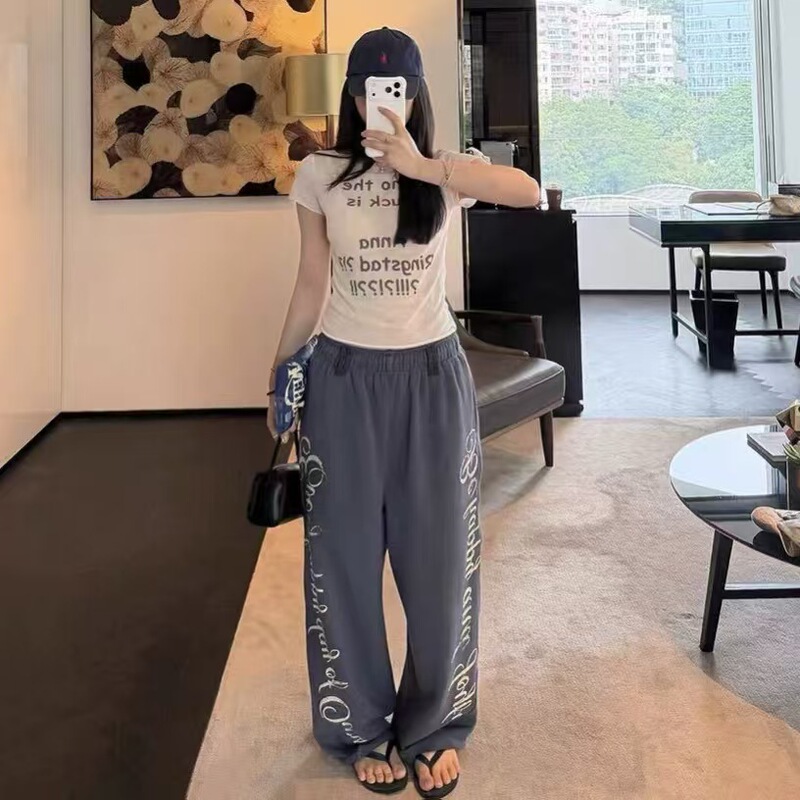 Korean niche 26SS summer new American retro distressed letter print elastic waist straight wide-leg floor-length pants for women Korean niche 26SS summer new American retro distressed letter print elastic waist straight wide-leg floor-length pants for women