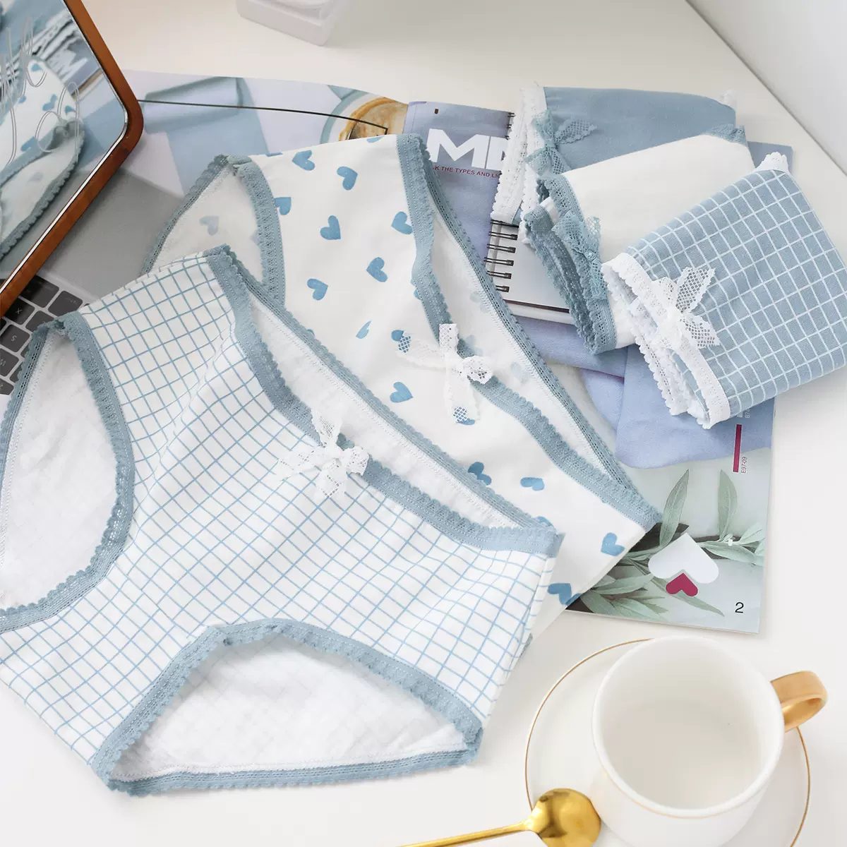 纯棉内裤女中腰大码简约雾蓝格子日系全棉质裆少女学生三角底裤头