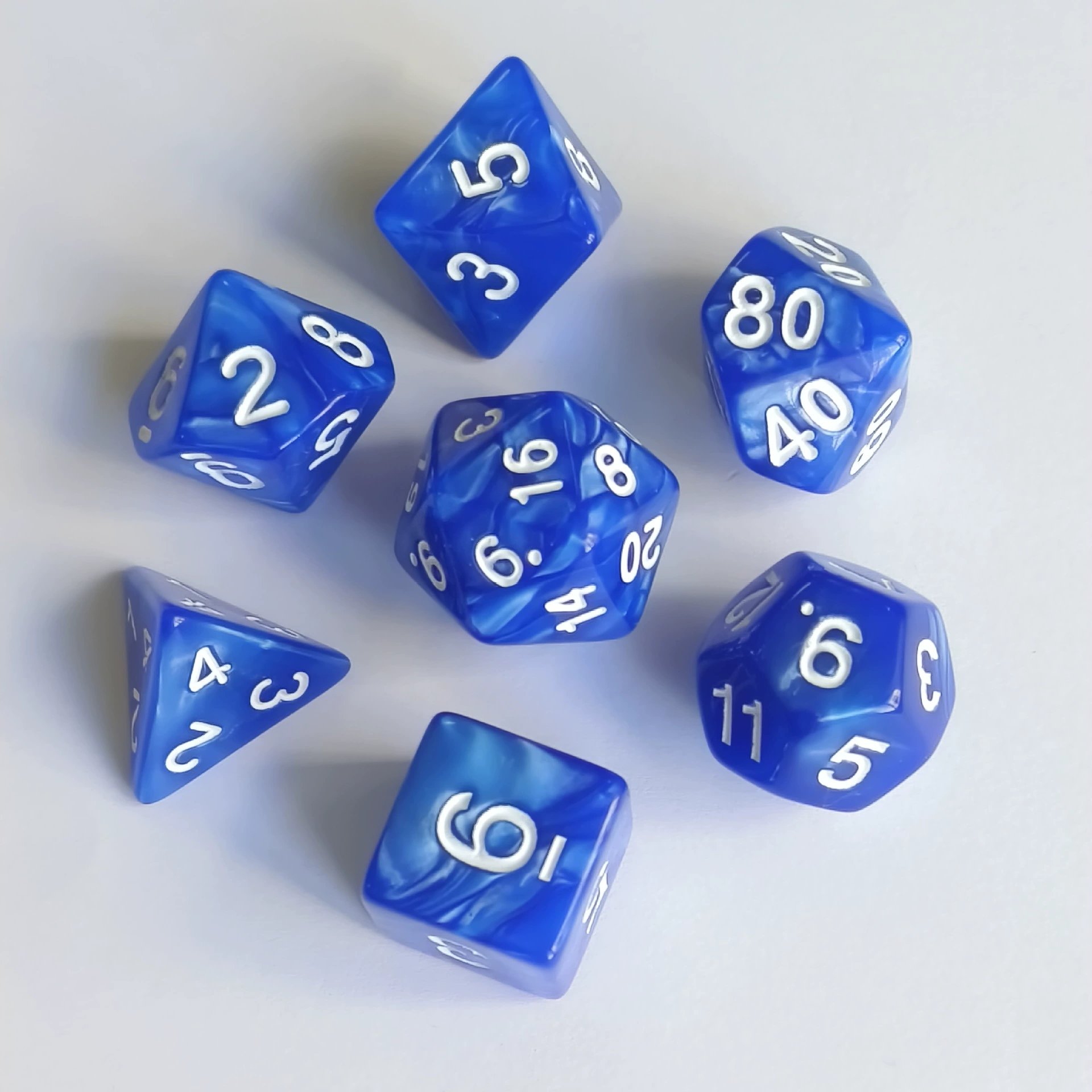 Granules from pearl, set, digital dice
