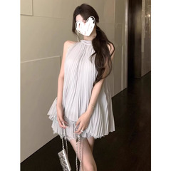 法式纯欲风多巴胺挂脖无袖背心女2025夏新款蕾丝花边半身裙两件套