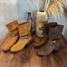 新款复古堆堆靴女2025秋冬新款粗跟显瘦大筒围西部牛仔靴百搭靴子