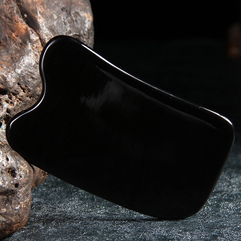 牛角厂家批发黑水牛刮痧板薄款大号凹槽按摩片