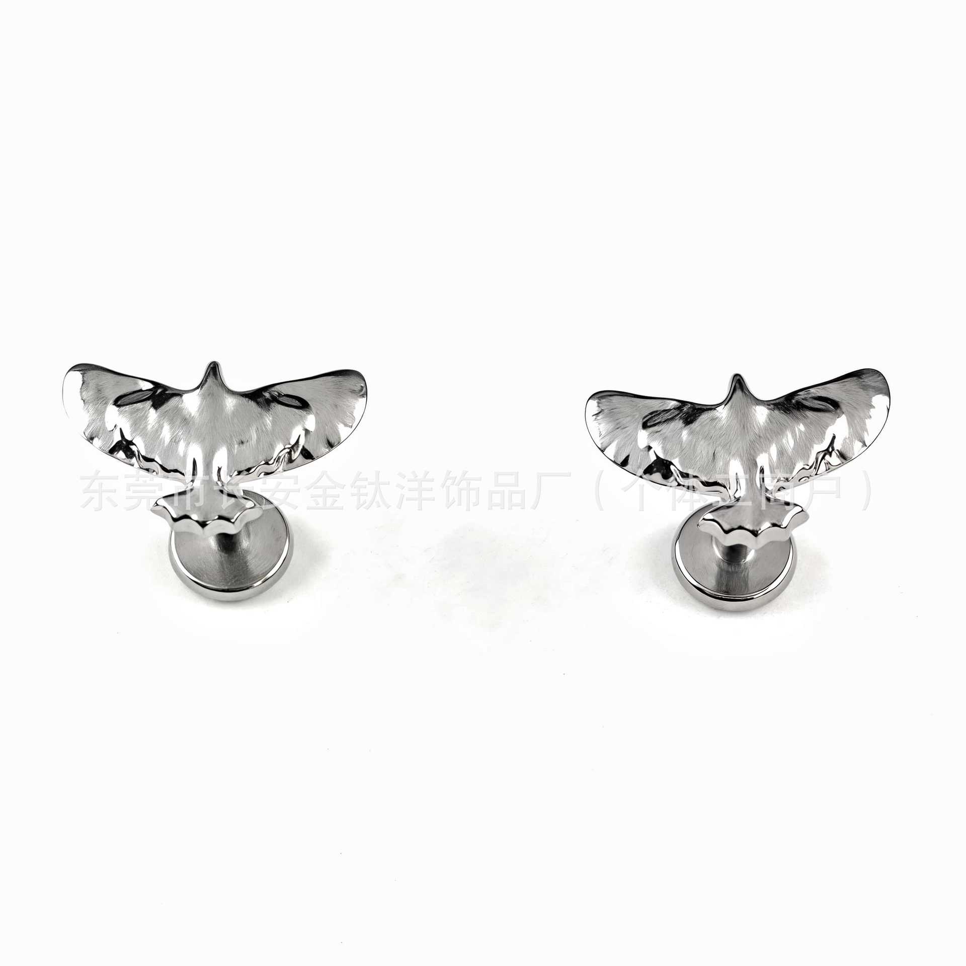 Pointed titanium steel lip stud product view