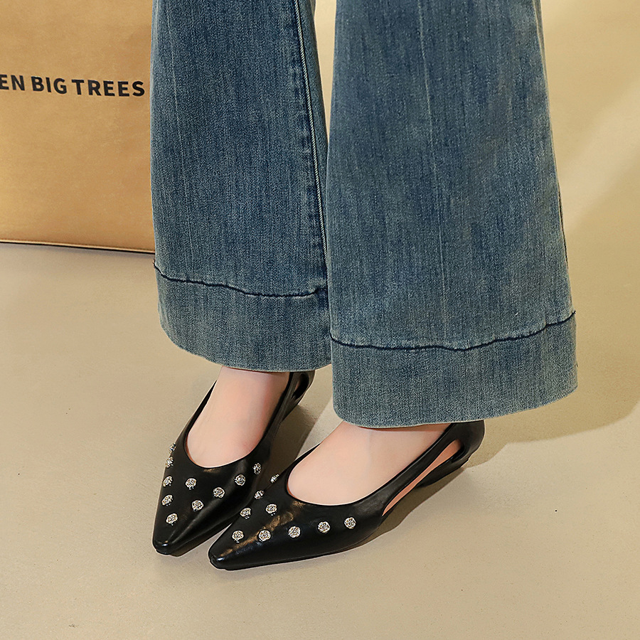 2317-1 European and American style Pana pattern high-end water diamond embellishment pointed shallow mouth hollow low heel single shoe for women