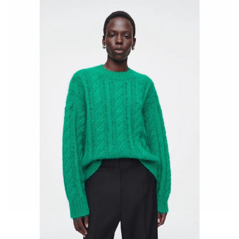 COS-style women's clothing, same style as found in department stores, casual-fit, mohair-blend cable-knit sweater, 2026 autumn/winter new collection