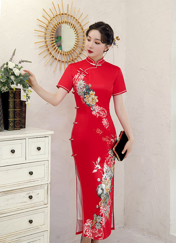 Red floral chineses dress oriental qipao for women Retro temperament long cheongsam Chinese style performance cheongsam skirt