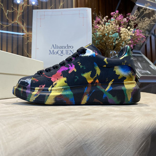 �¿���R������Ь�Բ�ɫ���L�T�f�����Ƥ�ٴ����߰�Ь�r�����eЬ