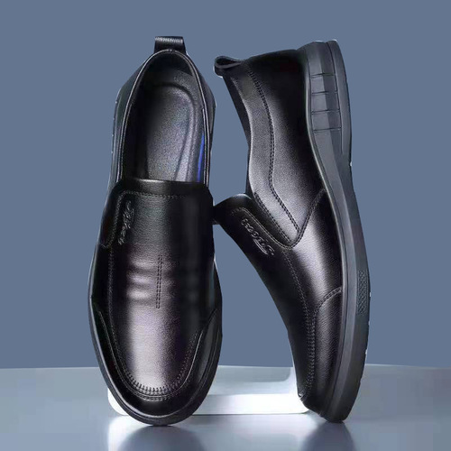2026 New Men's Leather Shoes Breathable Lightweight Business Slip-On Shoes for Men Anti-Slip Shoes for Middle-Aged and Elderly Dads